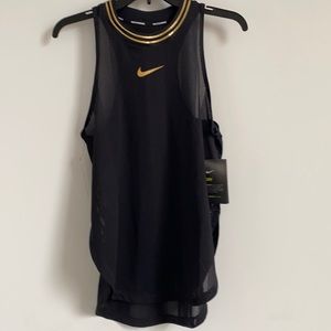 NWT Nike Glam Running w/ Gold Metallic Detail Mesh Tank Small
